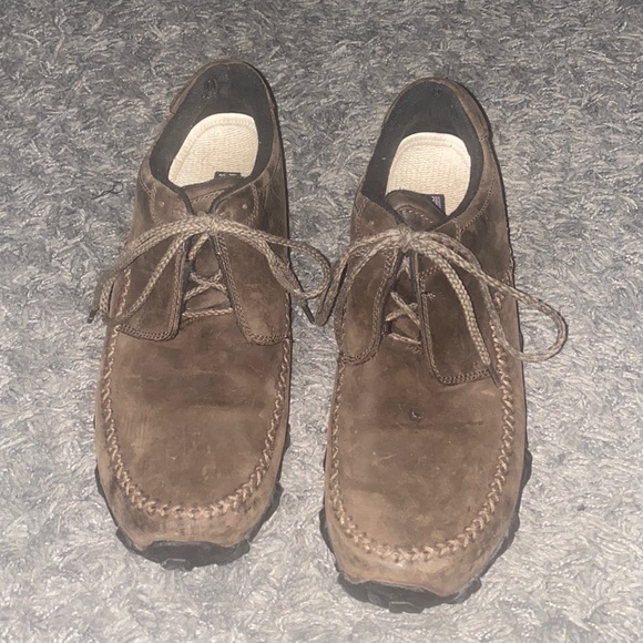 Patagonia Other - Patagonia Cabot velvet brown Rugged Casual Hiker Leather Vibram sole